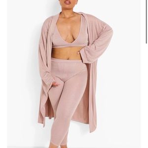 Boohoo Plus Summer Wash 3 Piece Lounge Set